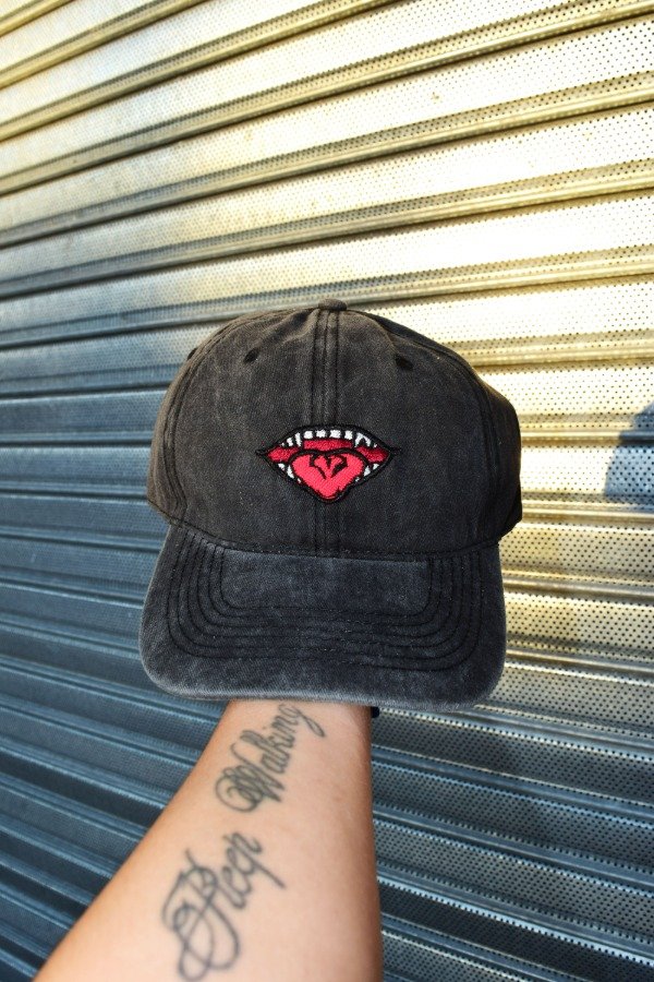Producto - Gorra Sukuna negra
