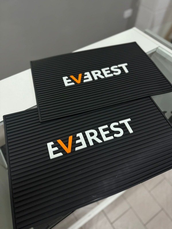 Producto - Base Antideslizante Everest