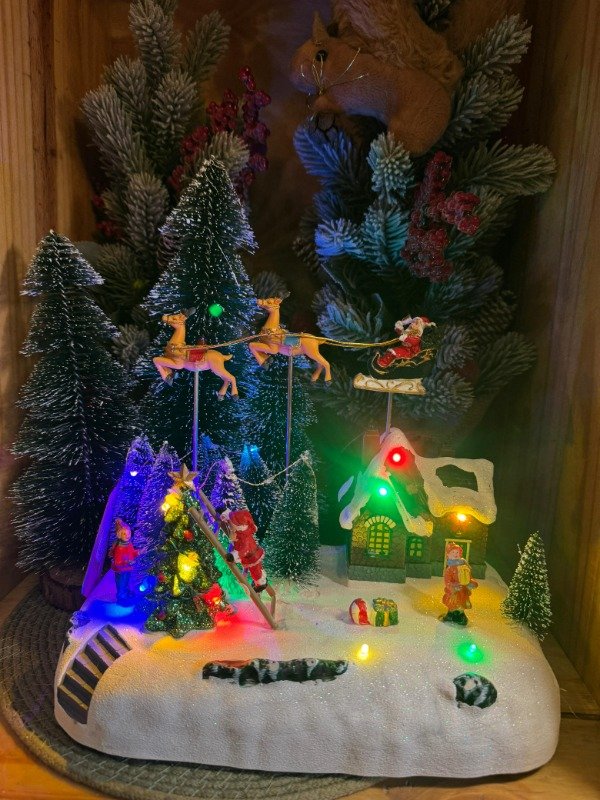 Producto - Aldea Navideña: fly reindeer Cód. 12 (Efectivo: 219.920)