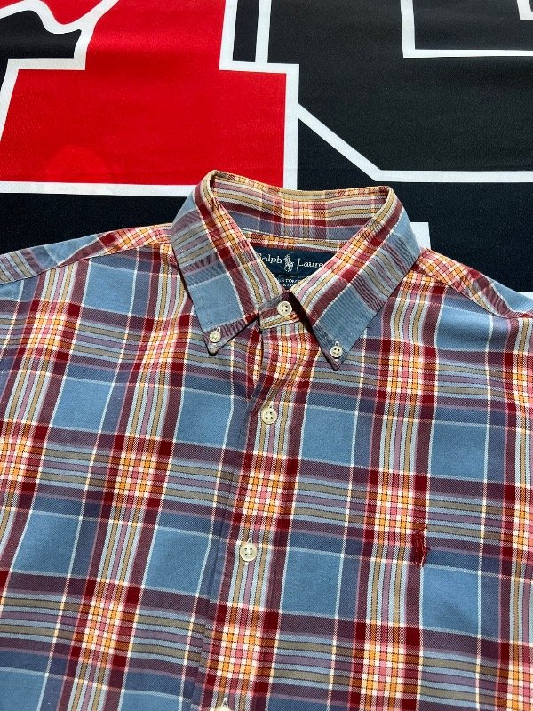 Producto - Camisa Polo Ralph Lauren multicolor. Talle M