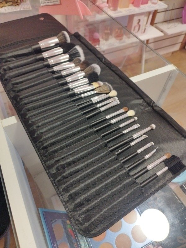 Producto - Set de 23 brochas glamory
