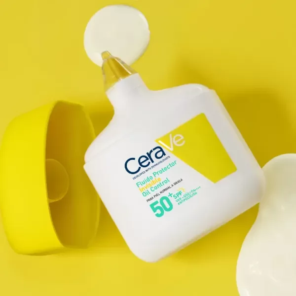 Producto - Protector Solar CeraVe Fluido Invisible Oil Control Spf 50+ x 50 ml - 1