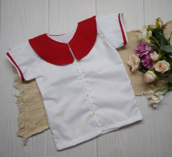 Producto - Camisa manga corta con cuello rojo 1 año