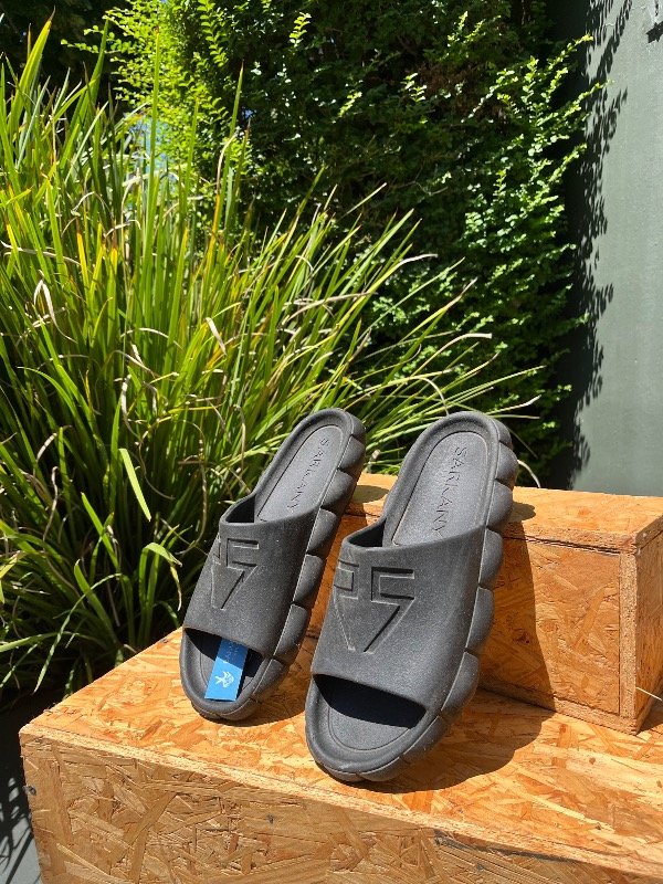 Producto - sandalias Sarkany 40