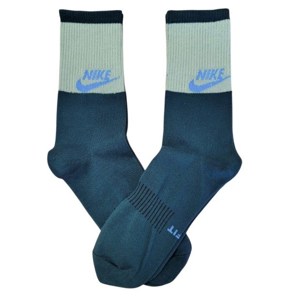 Producto - Nike letras canaleta base verde oscuro