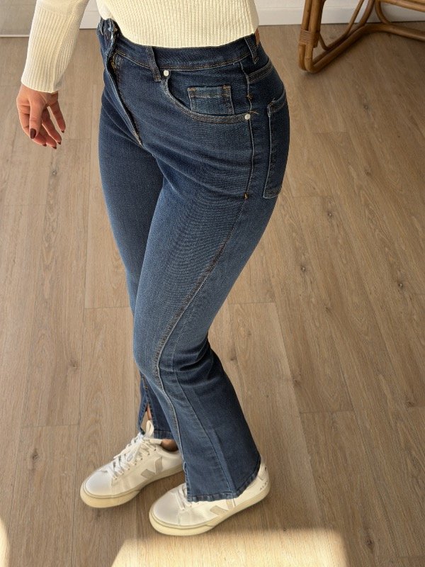 Producto - JEAN ISOS FLARE CROPED RECORTE