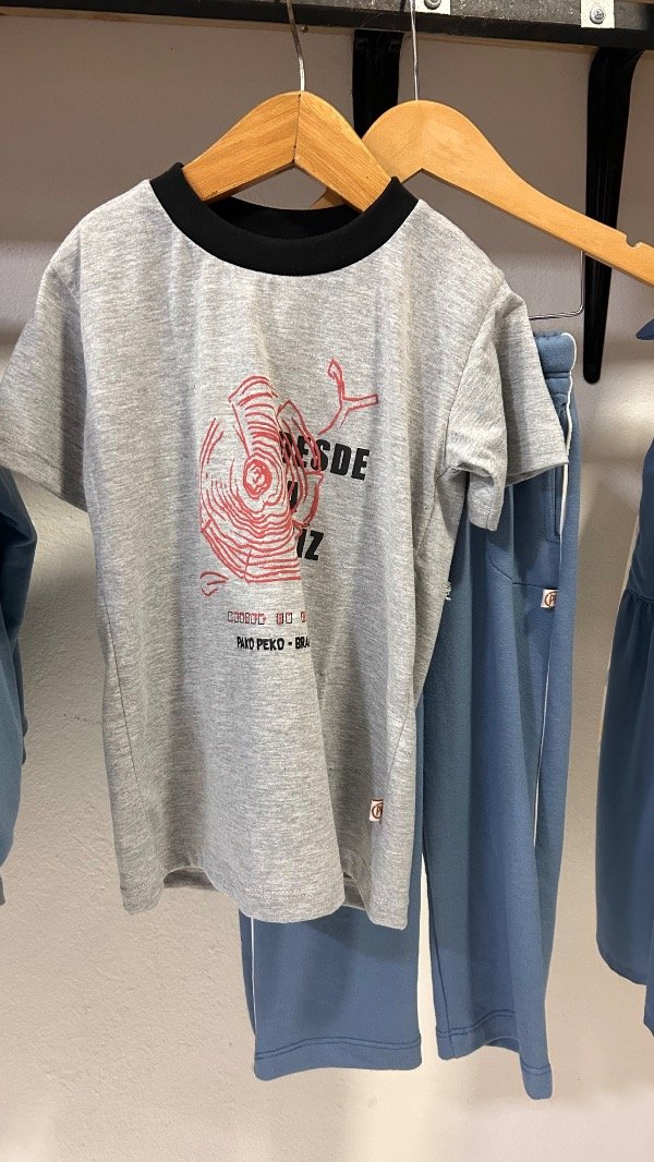 Producto - Remera raíz gris - 2