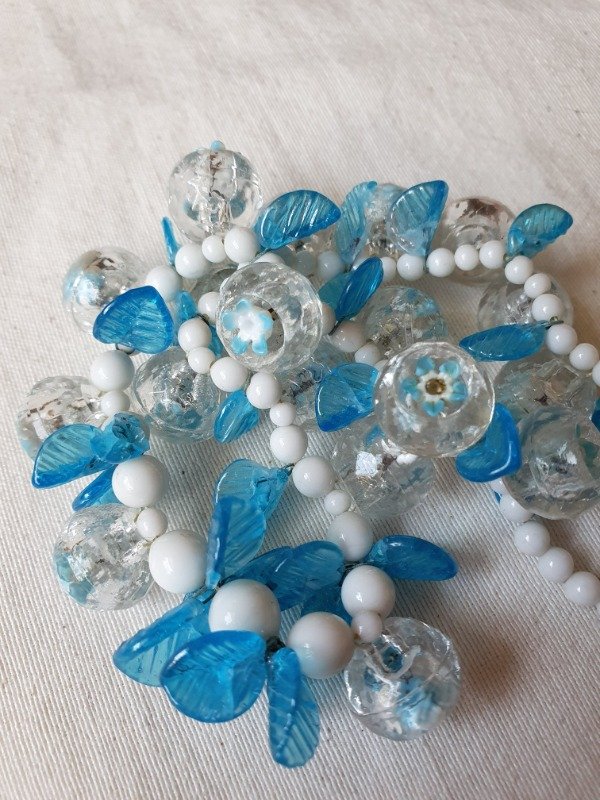 Producto - Collar 30s Burbujas de Cristal Florcitas y Hojitas Azules