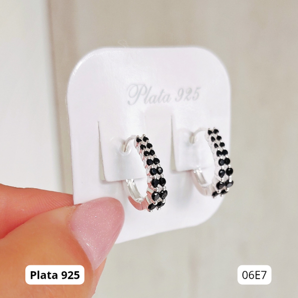 Producto - Aros argolla huggies doble cubics negros