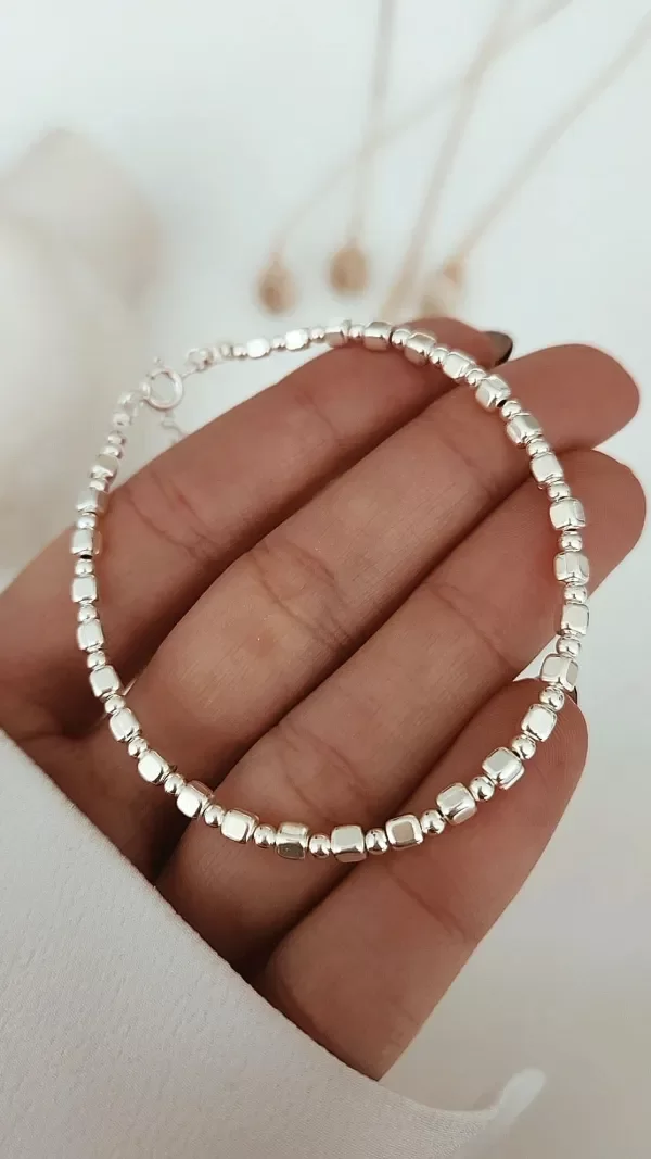 Producto - Pulsera cubitos y bolit lisos median P925