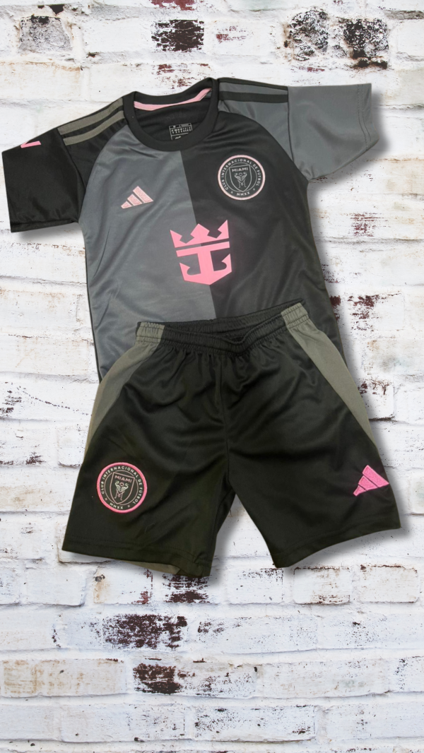 Producto - CAMISETA Y SHORT INTER DE MIAMI SUPLENTE