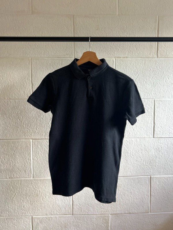 Producto - Chomba negra