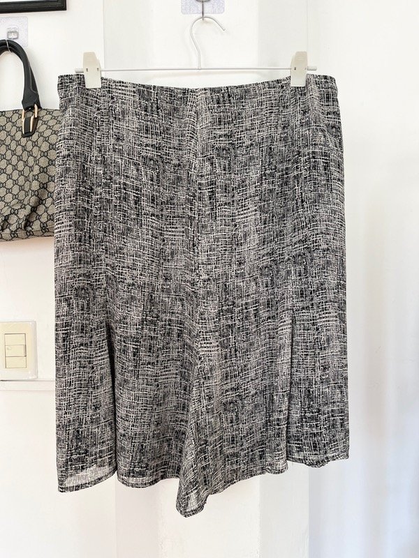 Producto - Falda Midi de Jones Wear Talle L CODIGO 732