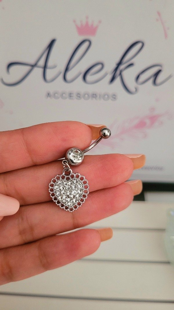 Producto - Piercing de ombligo con dije corazón de acero quirúrgico