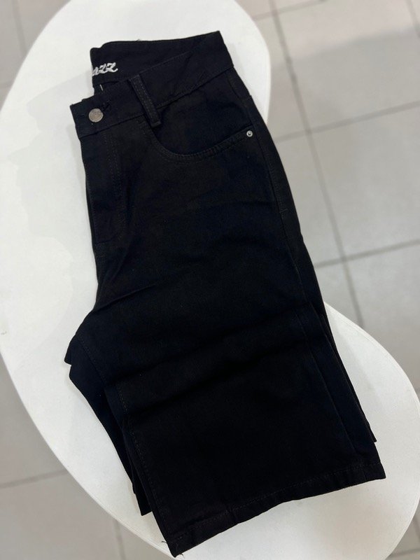 Producto - Wide leg rígido negro clásico