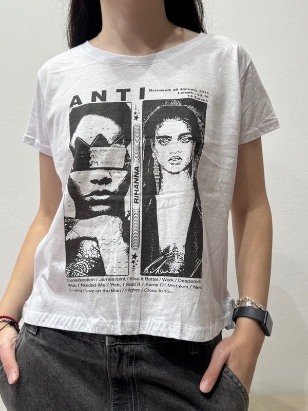 Producto - Remera constanza