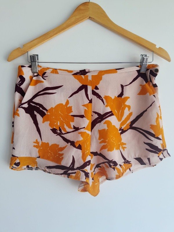 Producto - Short de vestir Zhoue