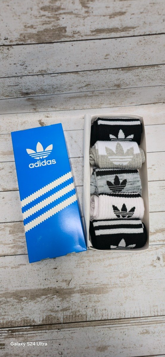 Producto - Caja de 5 pares de medias adidas modelo 4