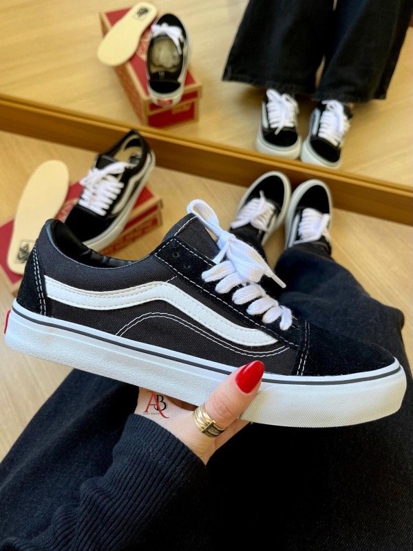 Producto - VANS OLD SKOOL