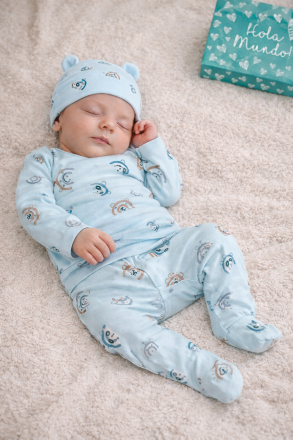 Producto - Ajuar 4 piezas interlock celeste panda y jirafa