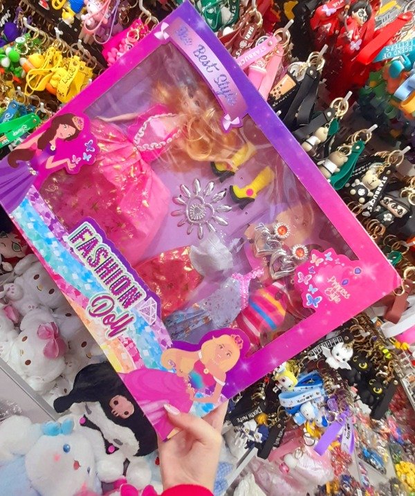 Producto - Muñeca set para vestir grande