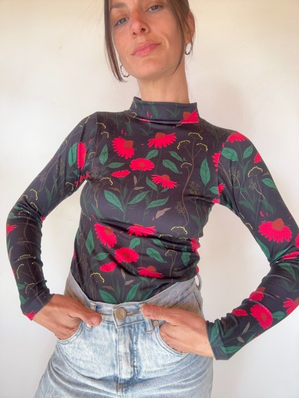 Producto - Polera Equinacea