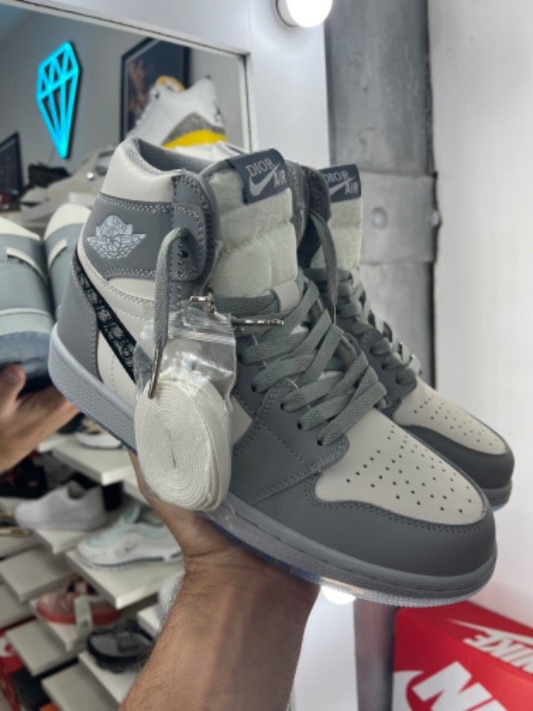 jordan 1 high x dior boring