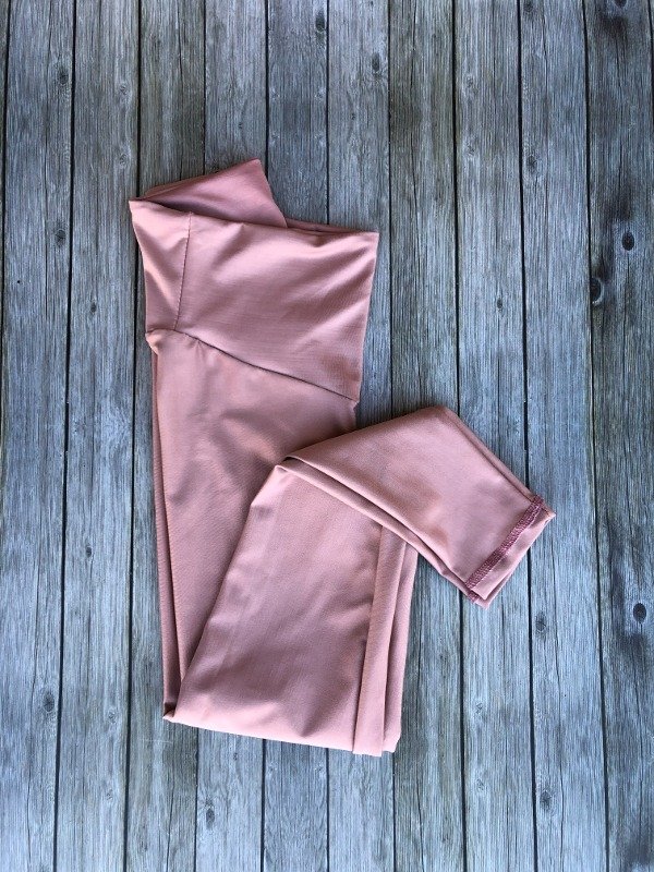 Calza larga rosa viejo