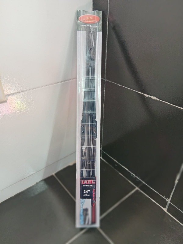 Producto - Escobillas 24 pulgadas x2