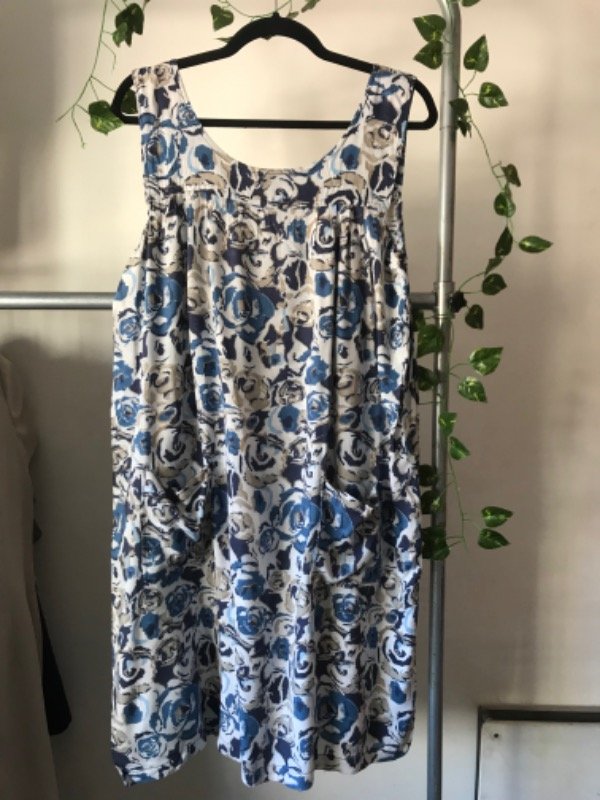 Vestido rosas azul
