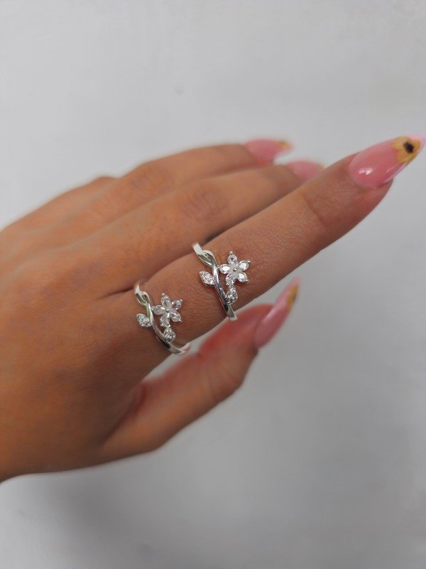 Producto - Anillo florcita