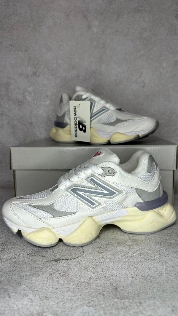 Producto - NEW BALANCE 9060