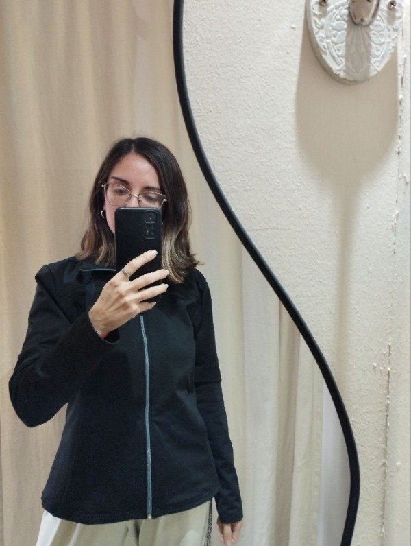 Producto - Campera térmica negra con gris FG