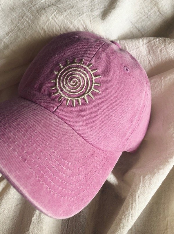 Producto - Gorra pink bordada sol
