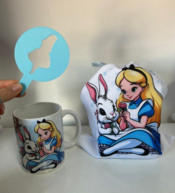 Producto - Taza Alicia con Bolsita y Accesorio