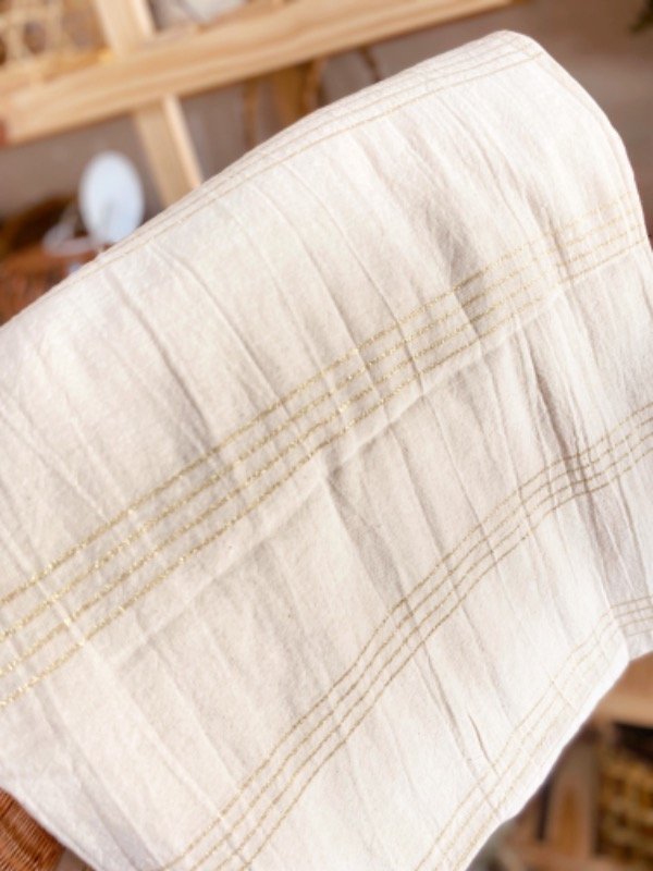 Producto - Mantel Lurex Dorado