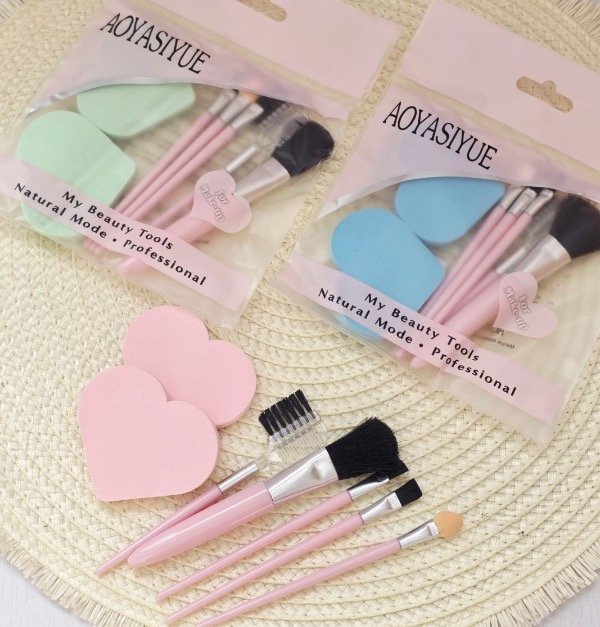 Producto - SET 2 ESPONJAS + 5 BROCHAS