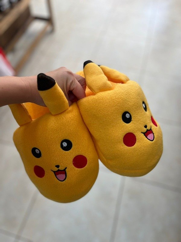 Producto - pantuflon pikachu COD 3313