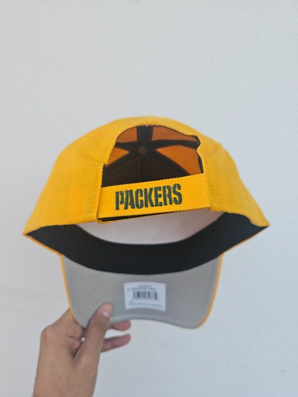 Green bay packers yellow '47 brand mvp adjustable velcro team — imagen 5