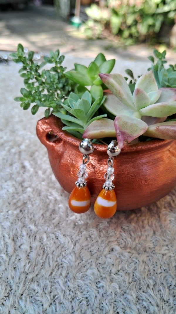 Producto - Aros colgantes cristal de roca -gota de vidrio