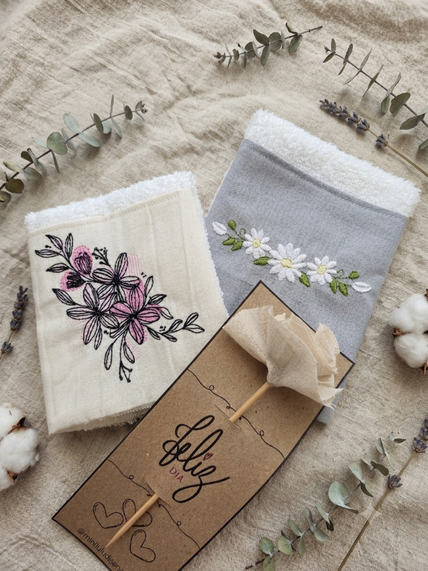 Producto - Toallita bordada + flor de tela - 2