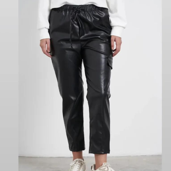 Producto - Pantalón ecocuero