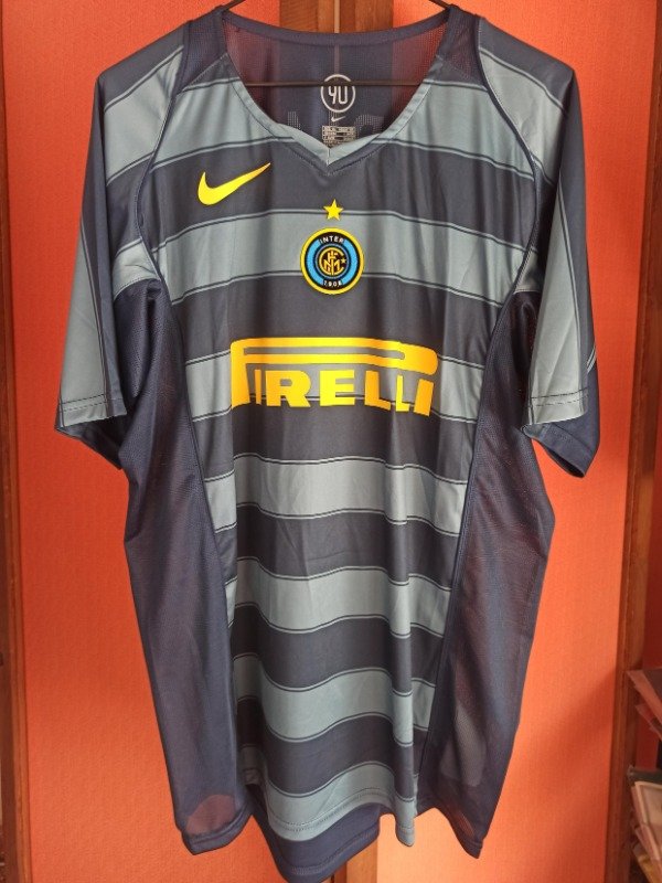 Producto - Camiseta Inter de Milán Third 2004/05