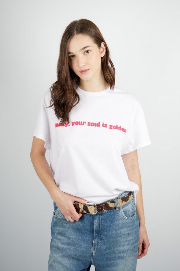 Producto - REMERA M/C RELIEVE ESTAMPA BELOVE