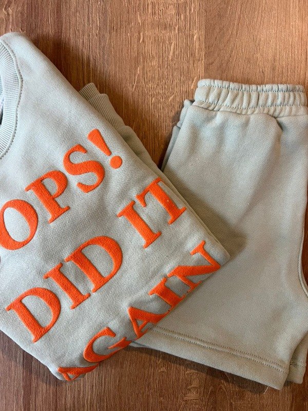 Producto - Combo Buzo Opps+ Short verde