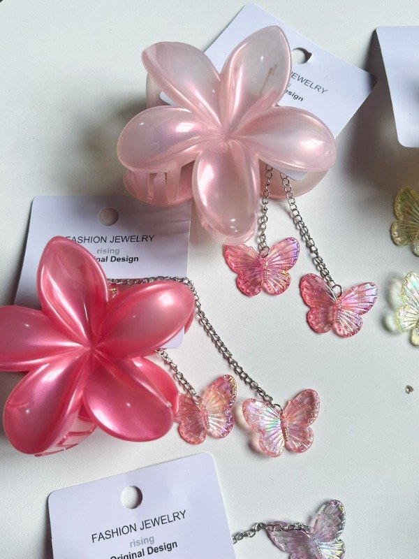 Producto - BROCHE HAWAI PERLADO CON COLGANTES