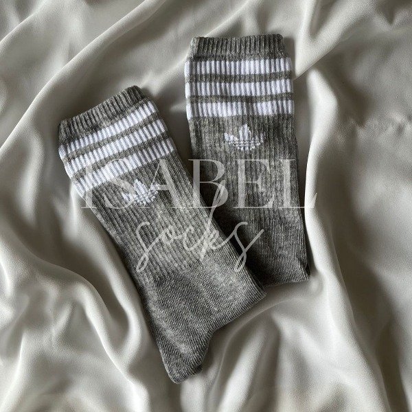 Producto - ADIDAS GRIS RAYAS