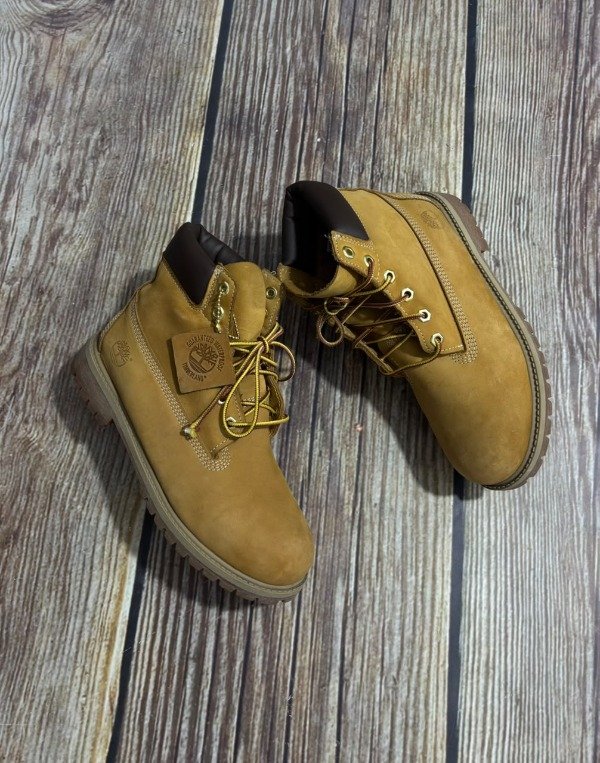 Producto - TIMBERLAND PREMIUM WATERPROOF WHEAT - 0