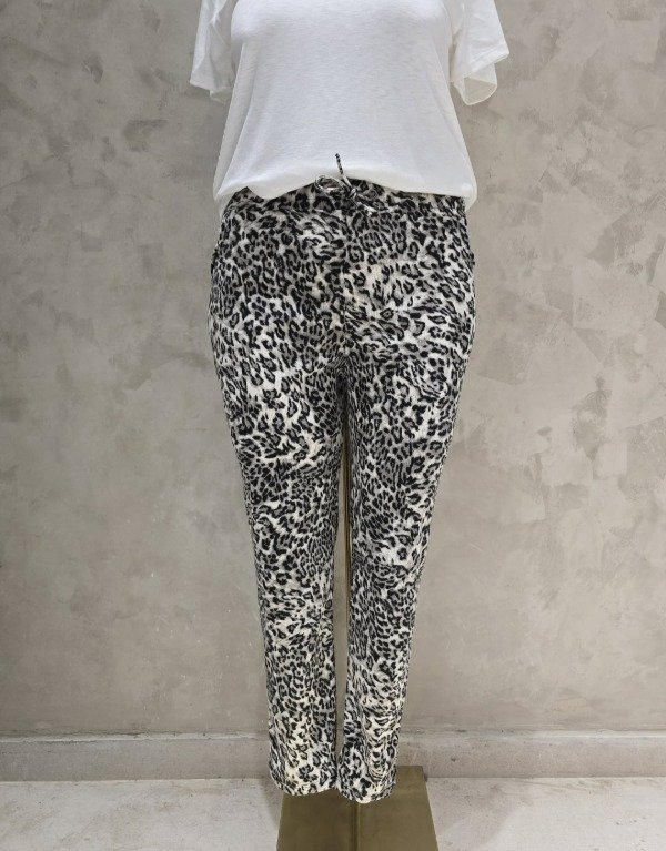 Producto - Pantalón Jogging Animal Print