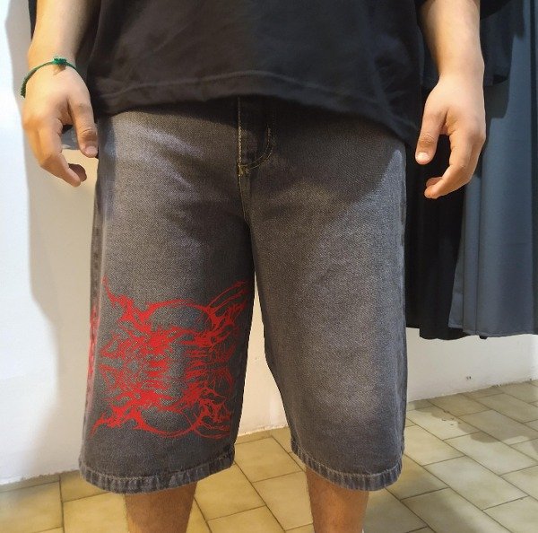 Producto - Bermuda Baggy Thread Gris gastada